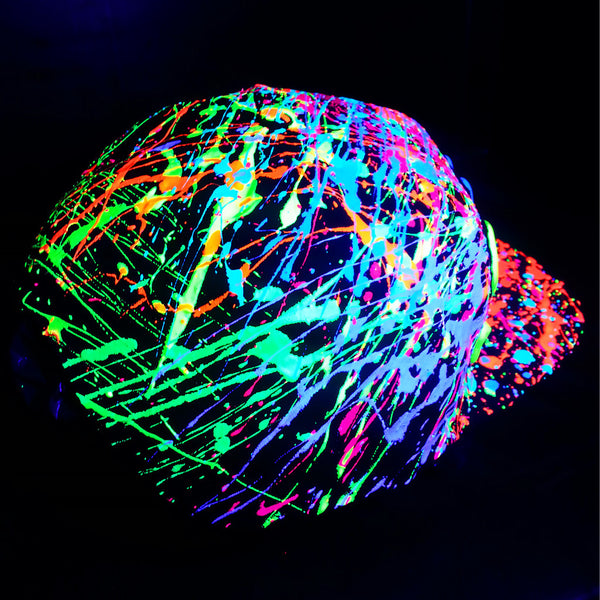 COUCHUK - UV REACTIVE - SMILE  FLATPEAK CAP BLACK - Clubwear - PLUR - Rave clothing