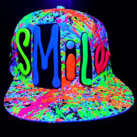 COUCHUK - UV REACTIVE - SMILE FLATPEAK CAP WHITE - Clubwear - PLUR - Rave clothing