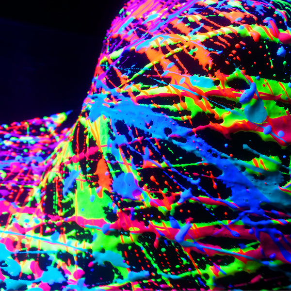 COUCHUK - UV REACTIVE - HALF SPLAT FLATPEAK CAP BLACK - Clubwear - PLUR - Rave clothing