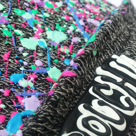 COUCHUK - UV REACTIVE - SPLATTERED BEANIE CHARCOAL GREY MARL - PASTEL MULTI - Clubwear - PLUR - Rave clothing
