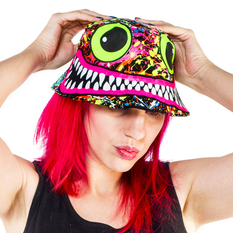 COUCHUK - UV REACTIVE - TUBBS FACE RAVE HAT WHITE - Clubwear - PLUR - Rave clothing