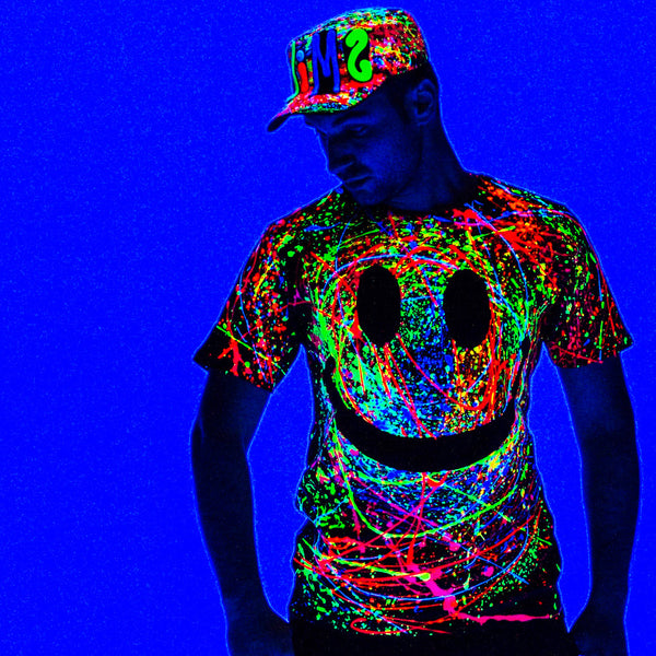 COUCHUK - UV REACTIVE - GRIN T-SHIRT BLACK - Clubwear - PLUR - Rave clothing