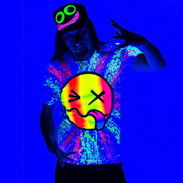 COUCHUK - UV REACTIVE - RAINBOW TONGUE UNISEX T-SHIRT BLACK - Clubwear - PLUR - Rave clothing