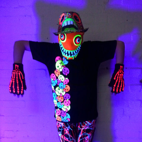 COUCHUK - UV REACTIVE - SIDE TONGUE UNISEX T-SHIRT BLACK - Clubwear - PLUR - Rave clothing