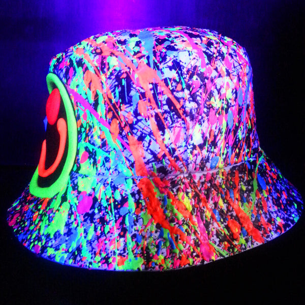 COUCHUK - UV REACTIVE - SQUIDGY FACE RAVE HAT WHITE MULTI - Clubwear - PLUR - Rave clothing