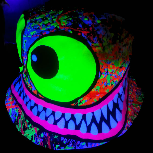 COUCHUK - UV REACTIVE - TUBBS FACE RAVE HAT WHITE - Clubwear - PLUR - Rave clothing